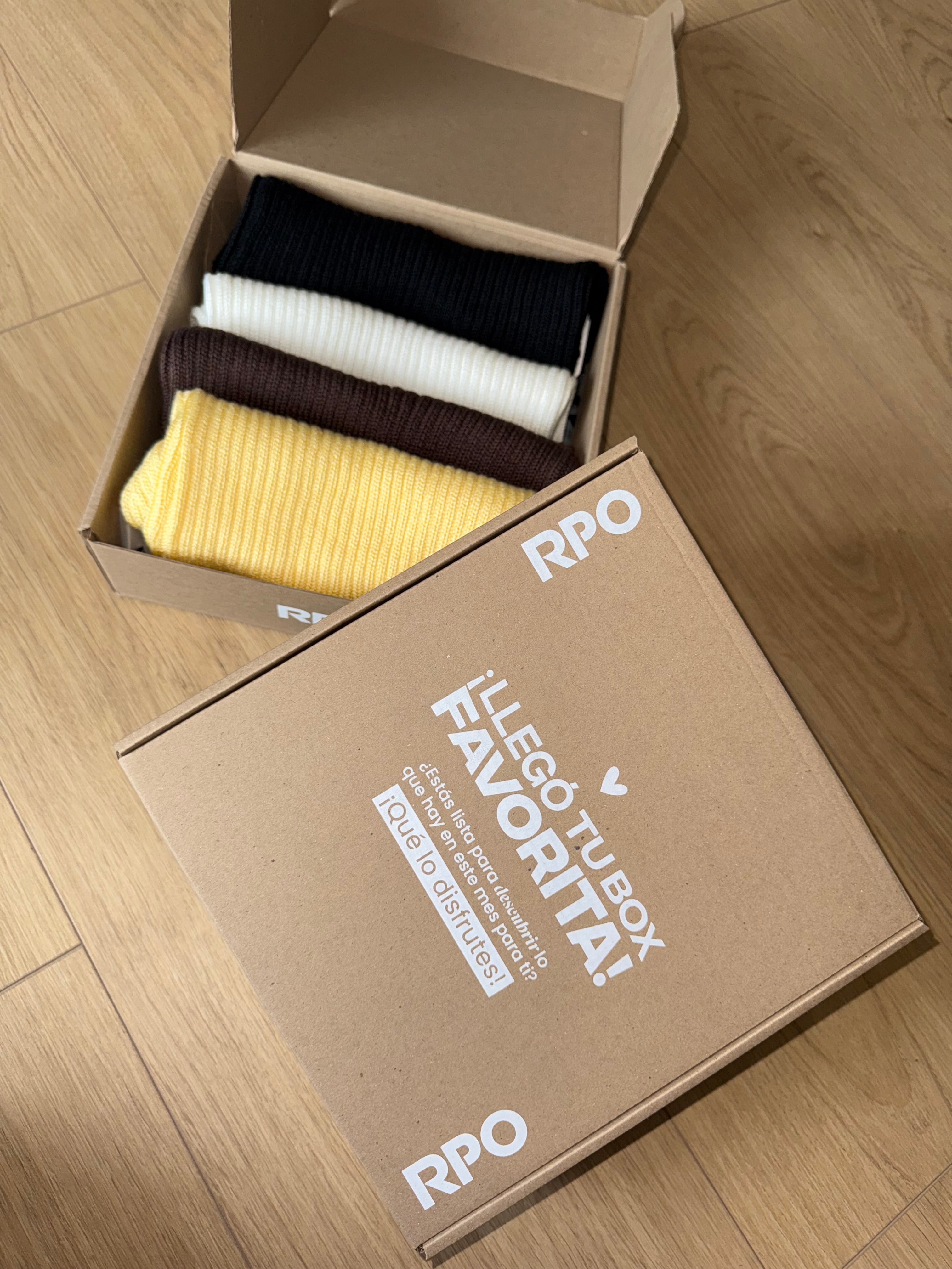 Caja de Regalo 4 Croptop tejido