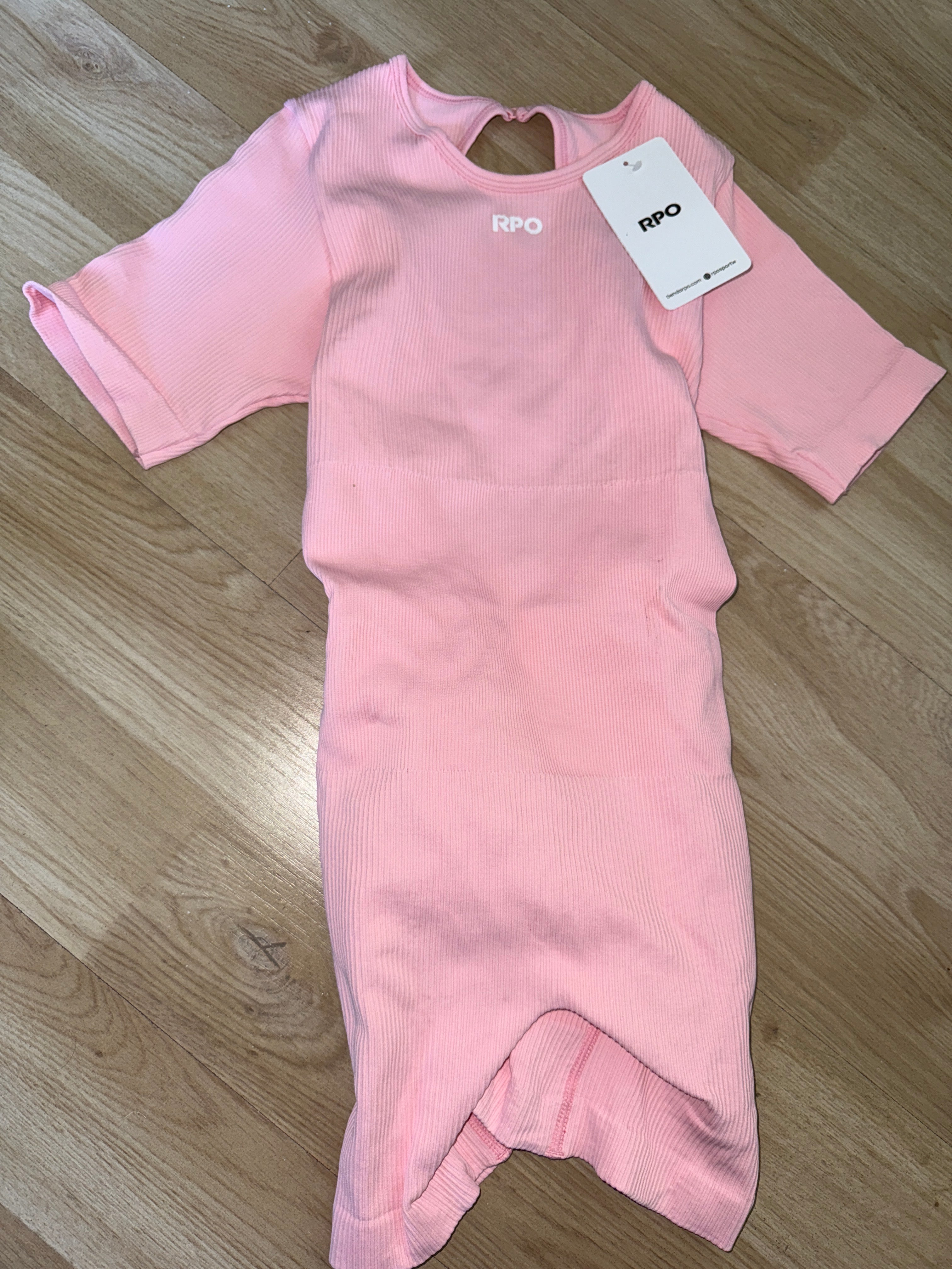 Enterizo corto espalda descubierta Epic