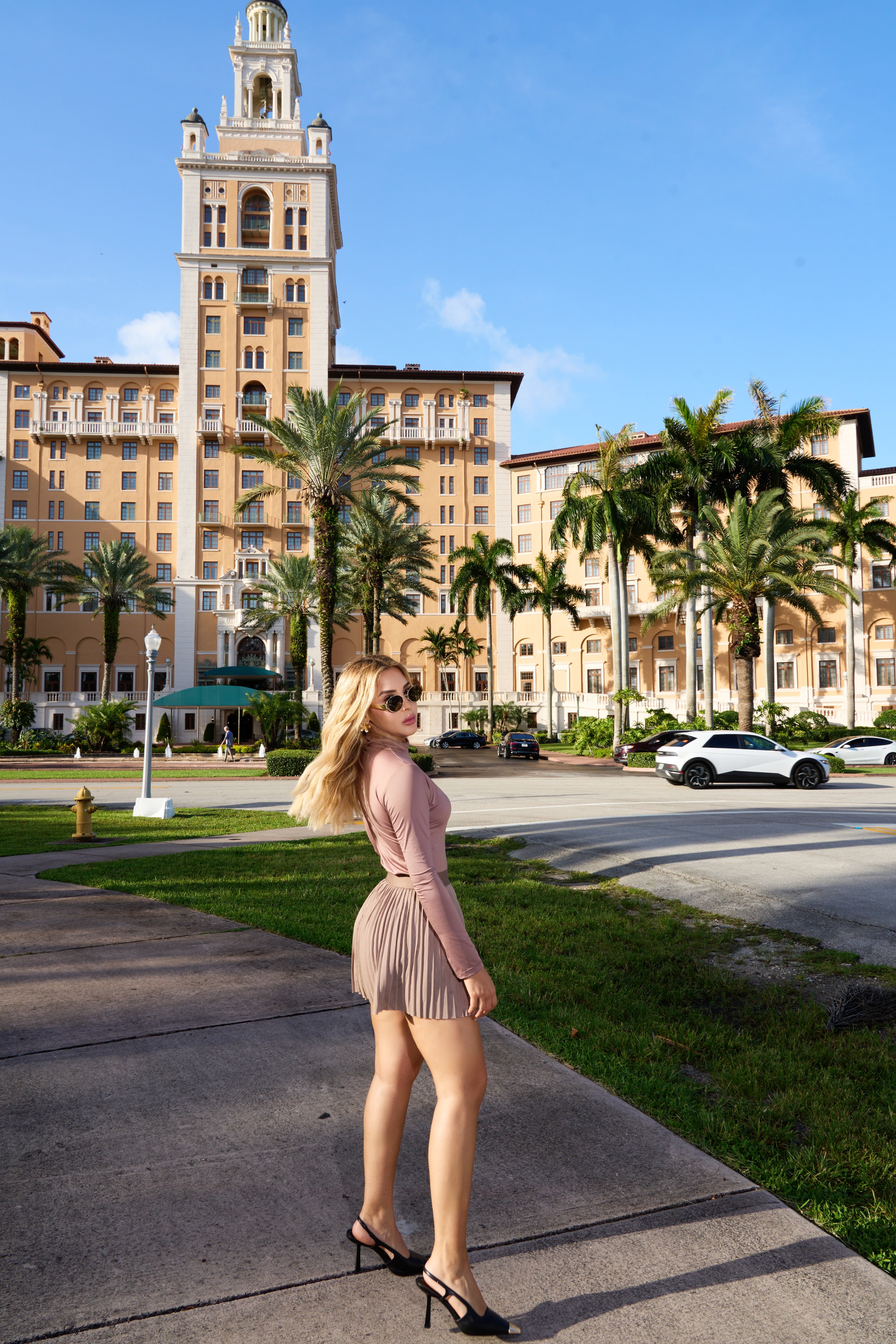 Buzo cuello tortuga largo