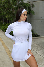 Buzo cuello tortuga largo